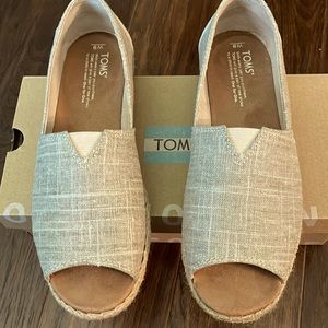 Tom Natural open toe sandal